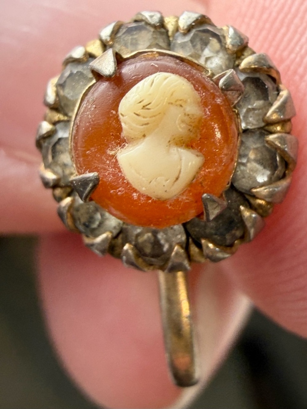 VINTAGE MCM cameo clip earring set estate jewelry painted porcelain‎ Vargas 50s - Picture 8 of 16